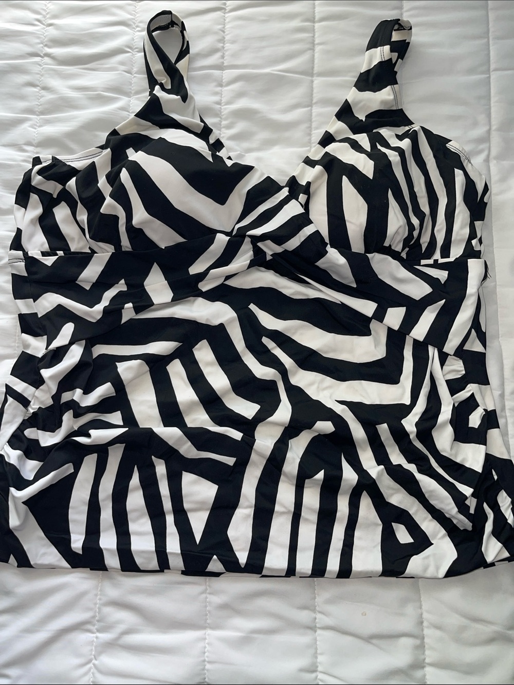 Bal Harbour Plus Size Black & White Zebra-Print Women’s Tankini Top 1X